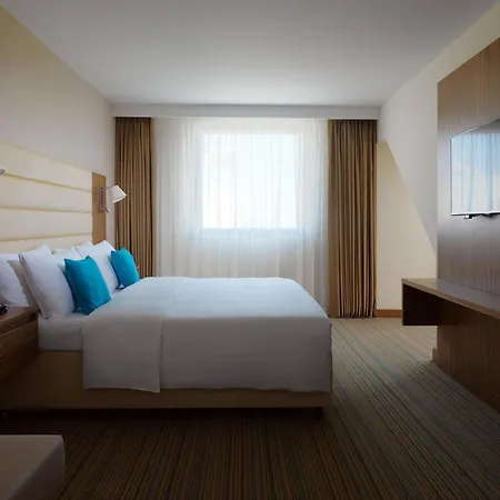 Courtyard By Marriott Center 4*