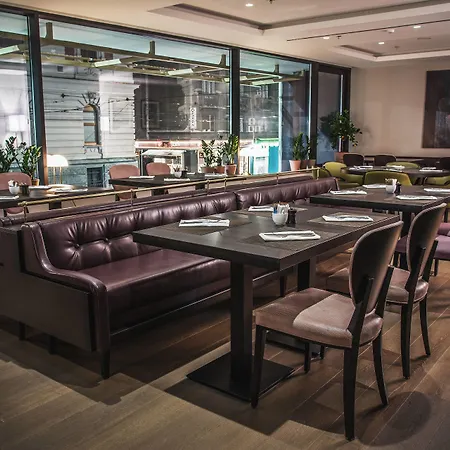 Courtyard By Marriott Center Hotel Belgrade