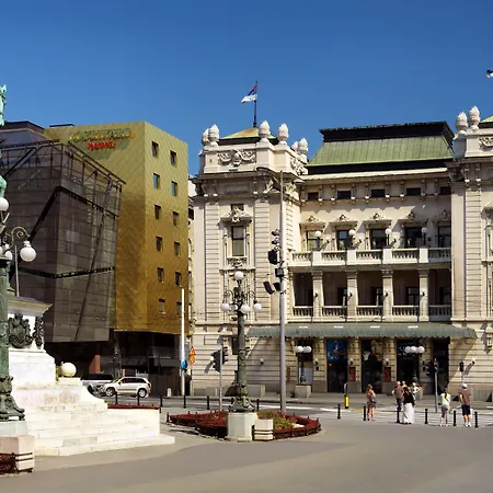 Courtyard By Marriott Center Hotel 4*